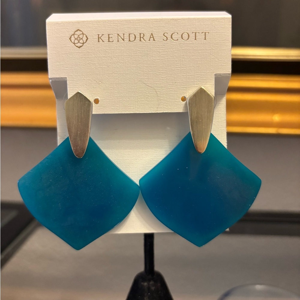 NEW | Kendra Scott Astoria Gold Teal Agate Earrings